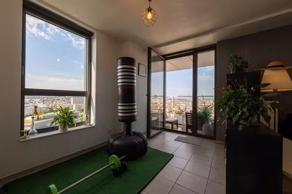 Gemeubeld appartement met panoramisch zicht op Brussel - 9