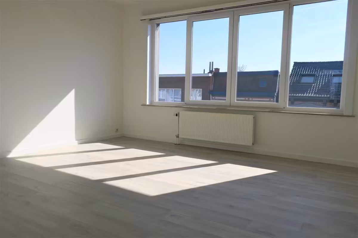 Spacious studio with terrace and green view in Wilrijk - 2