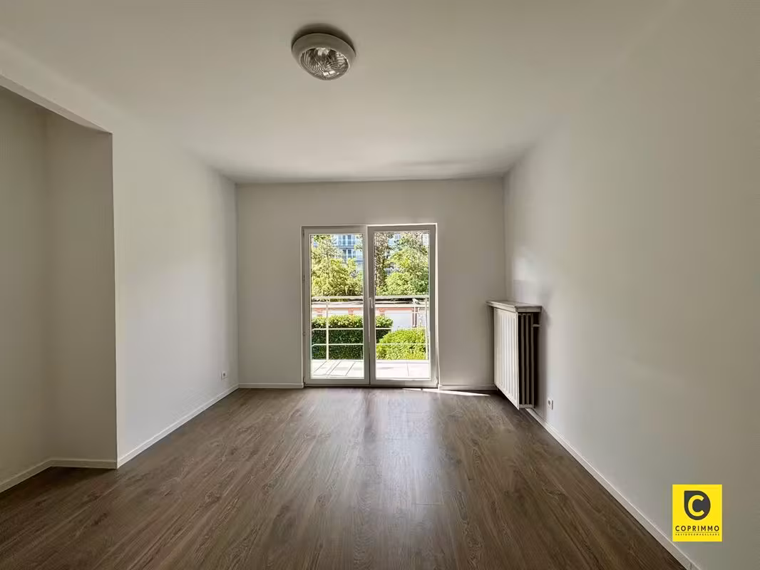 Charmant 2-slaapkamerappartement met terras en garagebox te Berchem - 10
