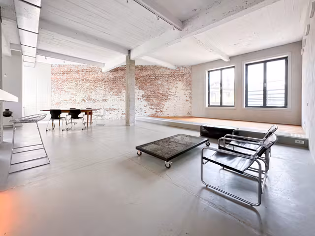 Loft with 1 bedroom, office and parking - 12