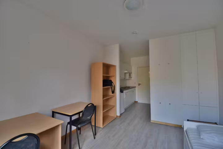 STUDIO - TE HUUR - 1000 BRUSSEL - €700 - 6