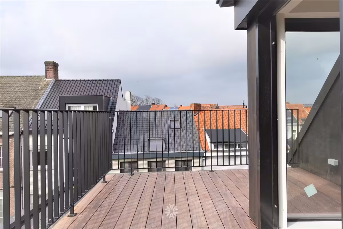 Ruime studio met zonnig terras te huur in Gent - 2