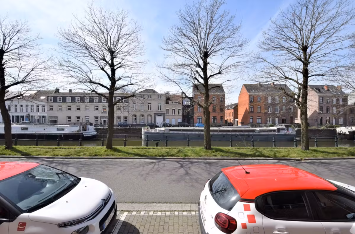 Two-bedroom apartment in a quiet residential area - 12