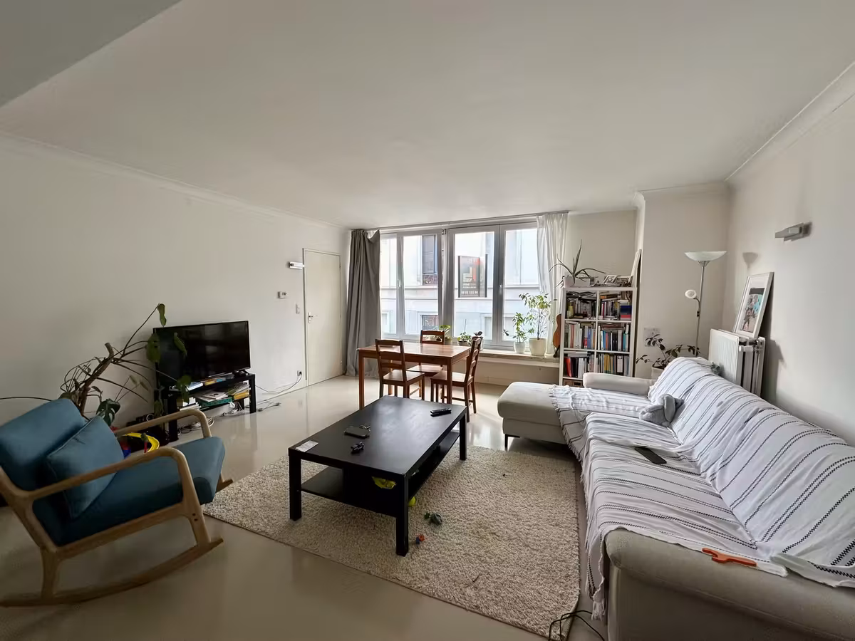 LICHTRIJK APPARTEMENT (2 SLPK) IN CENTRUM GENT!