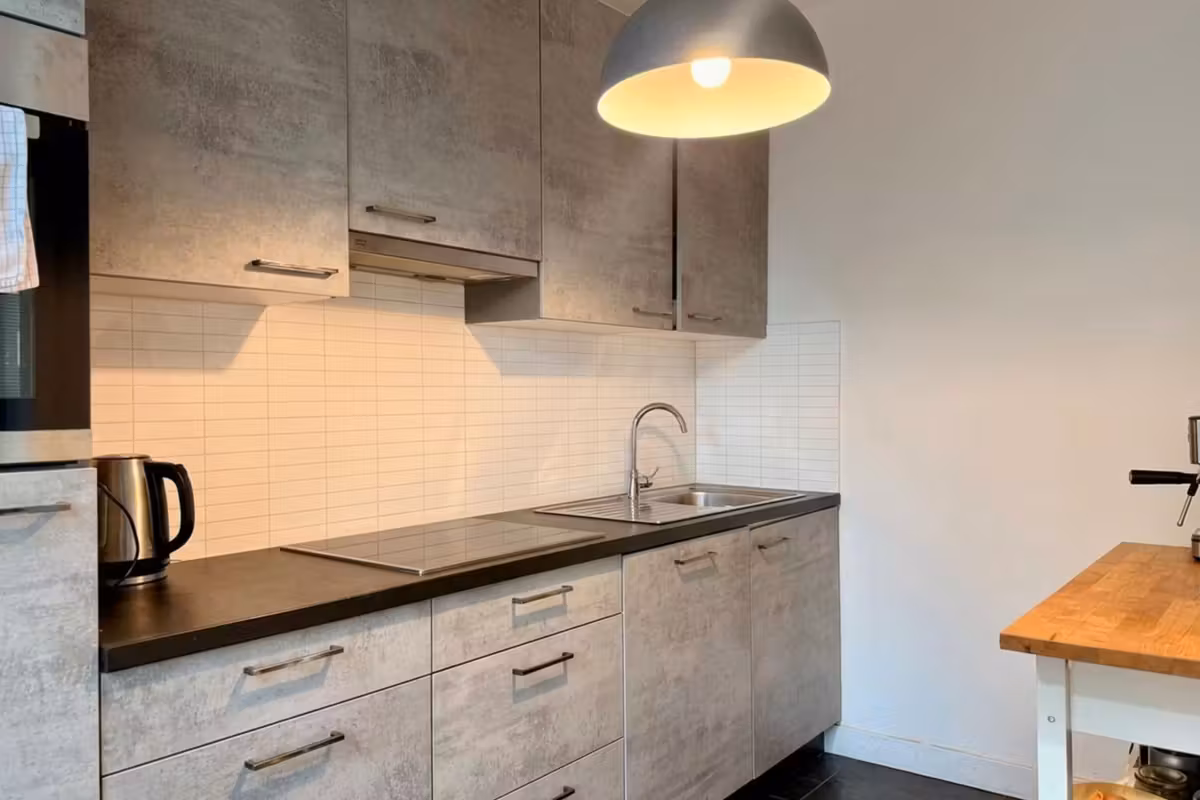 Appartement lumineux avec deux chambres en situation centrale - 6