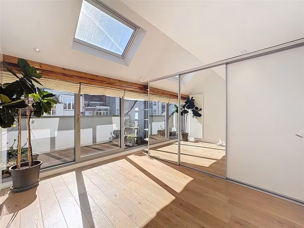 Mooie 3-slaapkamer triplex in Saint-Gilles - 9