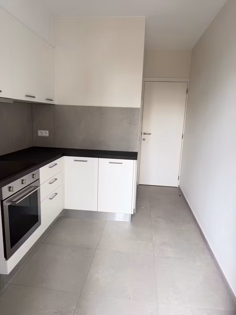 Appartement 2 chambres entièrement rénové à Molenbeek - 4