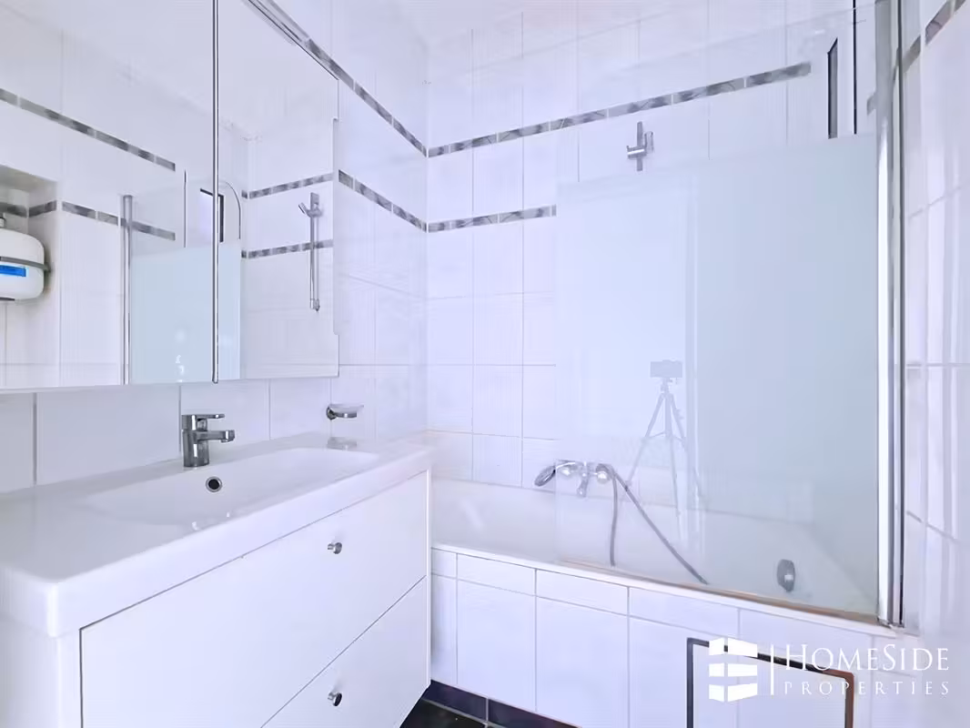 Appartement te huur in Laken - 4