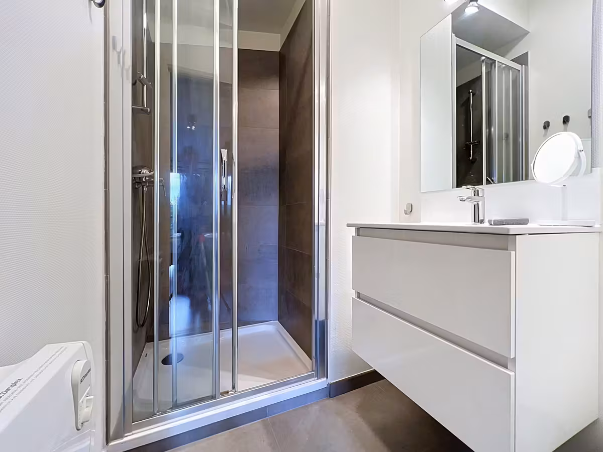 Appartement meublé avec 2 chambres et terrasses - 15