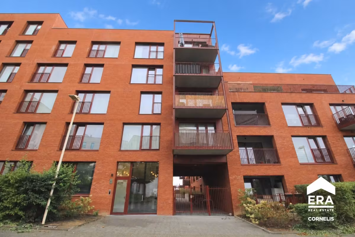 One-bedroom apartment with terrace and parking - 14