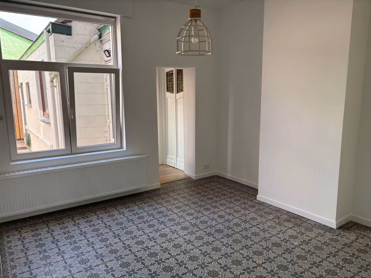 Maison en rangée charmante avec 4 chambres et garage - 14