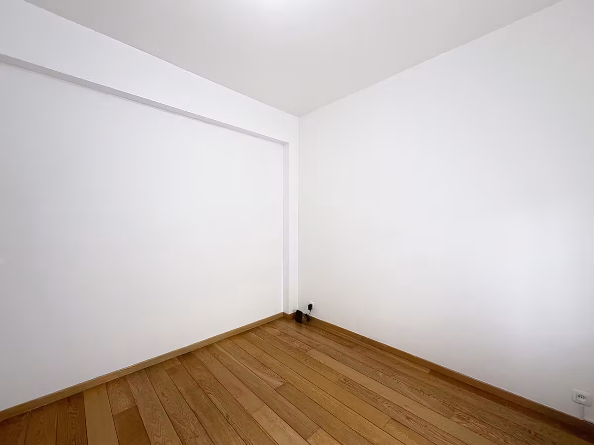4-bedroom house with terrace and garden - 11
