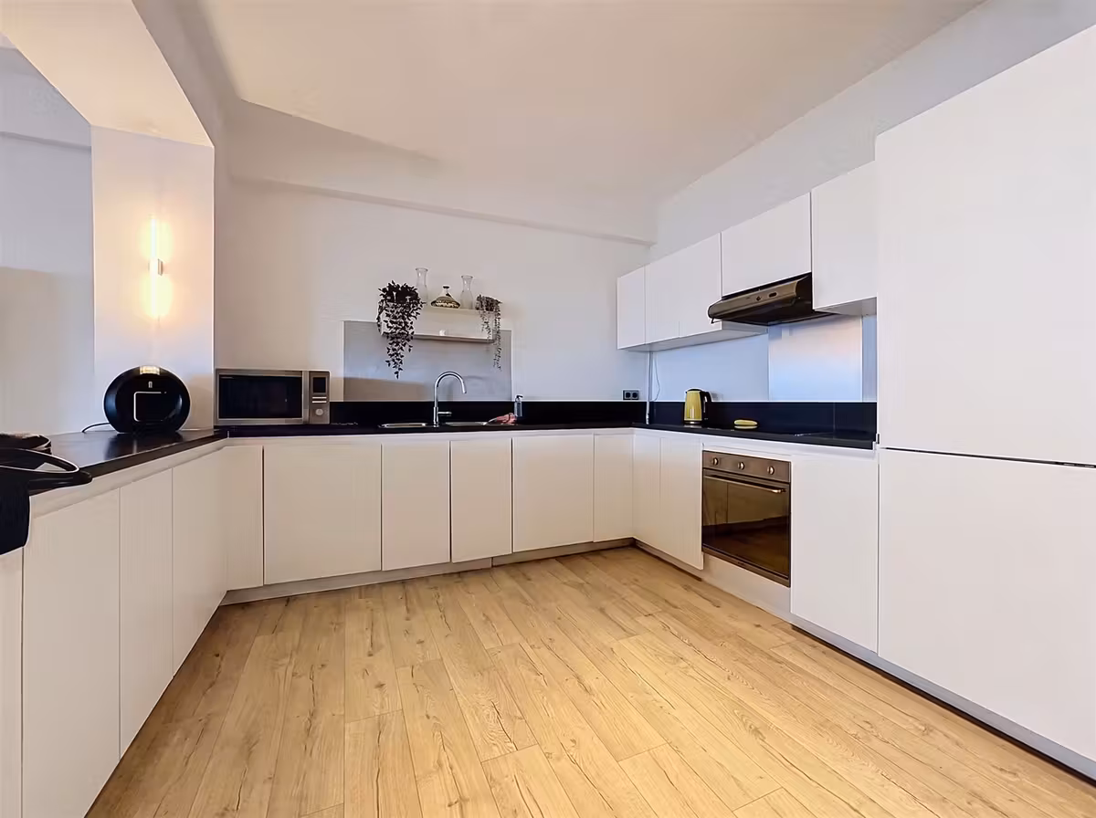 Furnished apartment near the European district - 3