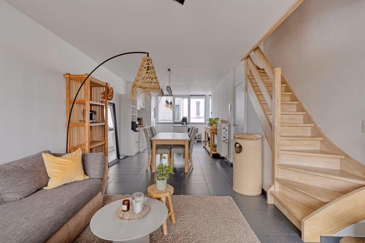 Recent triplexappartement met 2 slaapkamers en terras - 7