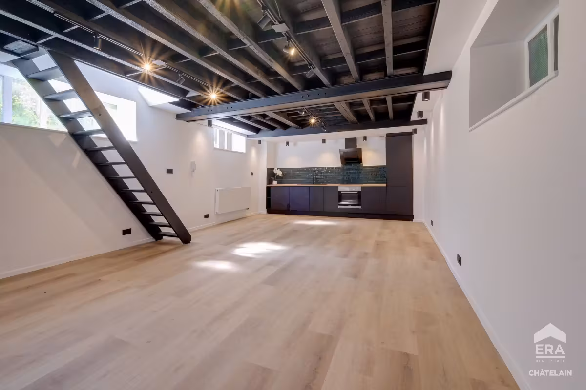 Rear duplex of ±100 m², fully renovated - 5