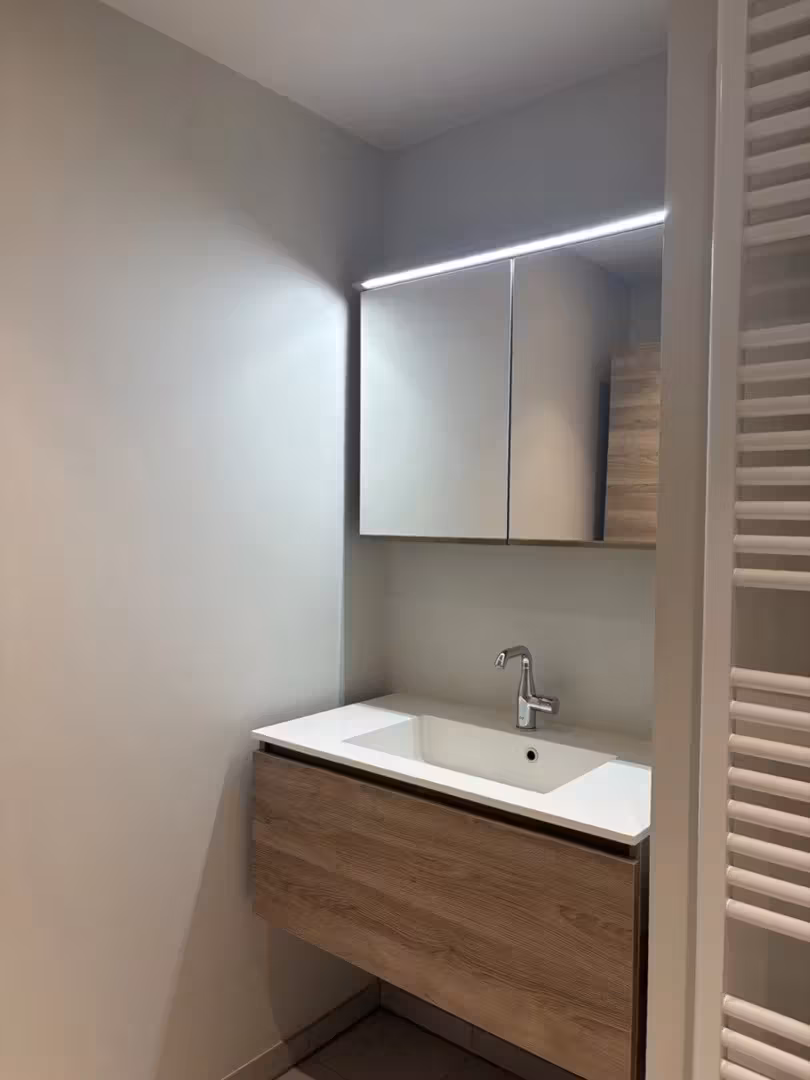 Well-located 2-bedroom apartment with parking space in Ghent - 11