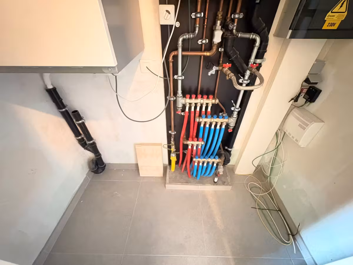 Appartement avec une chambre, bureau et terrasse - 13