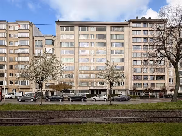 Fully renovated apartment Jan Van Rijswijcklaan - 2