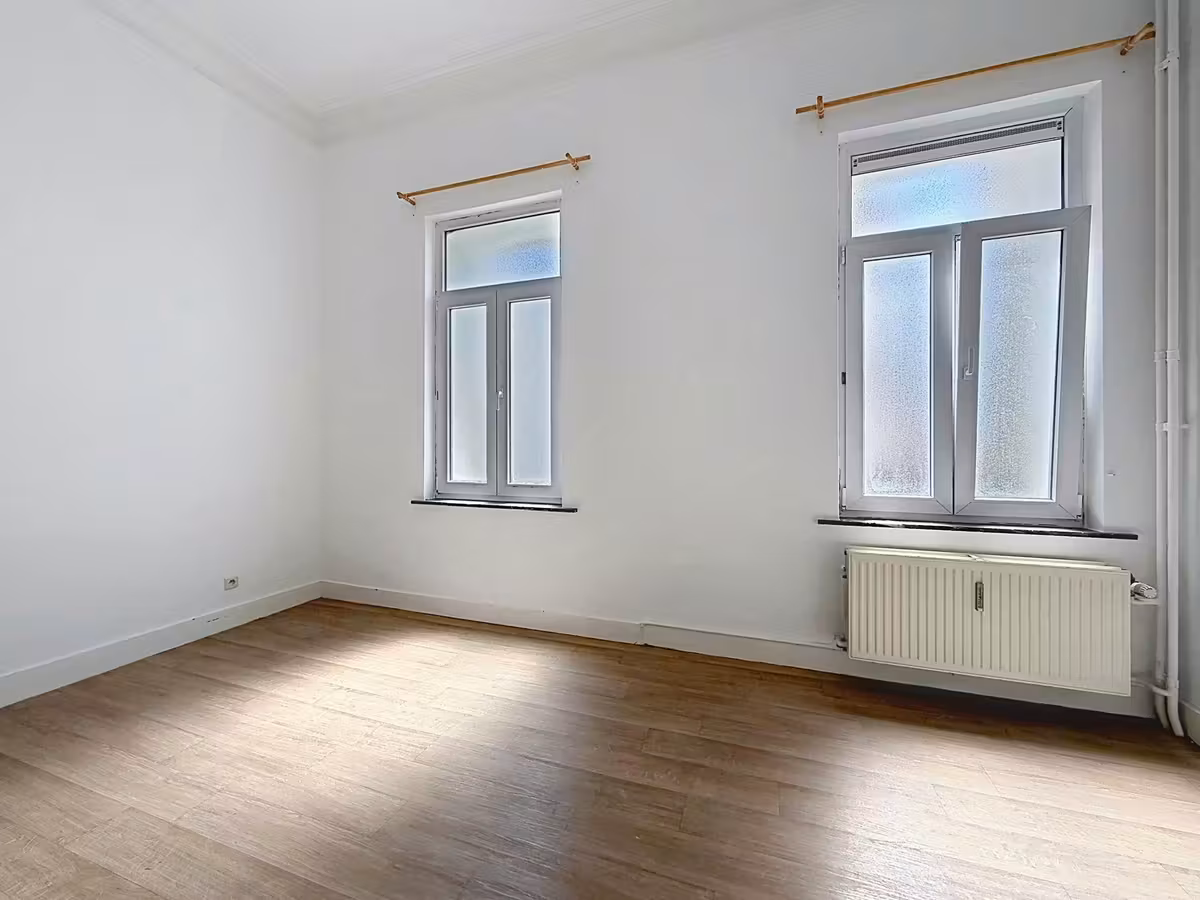 One-bedroom apartment in Ixelles - 8