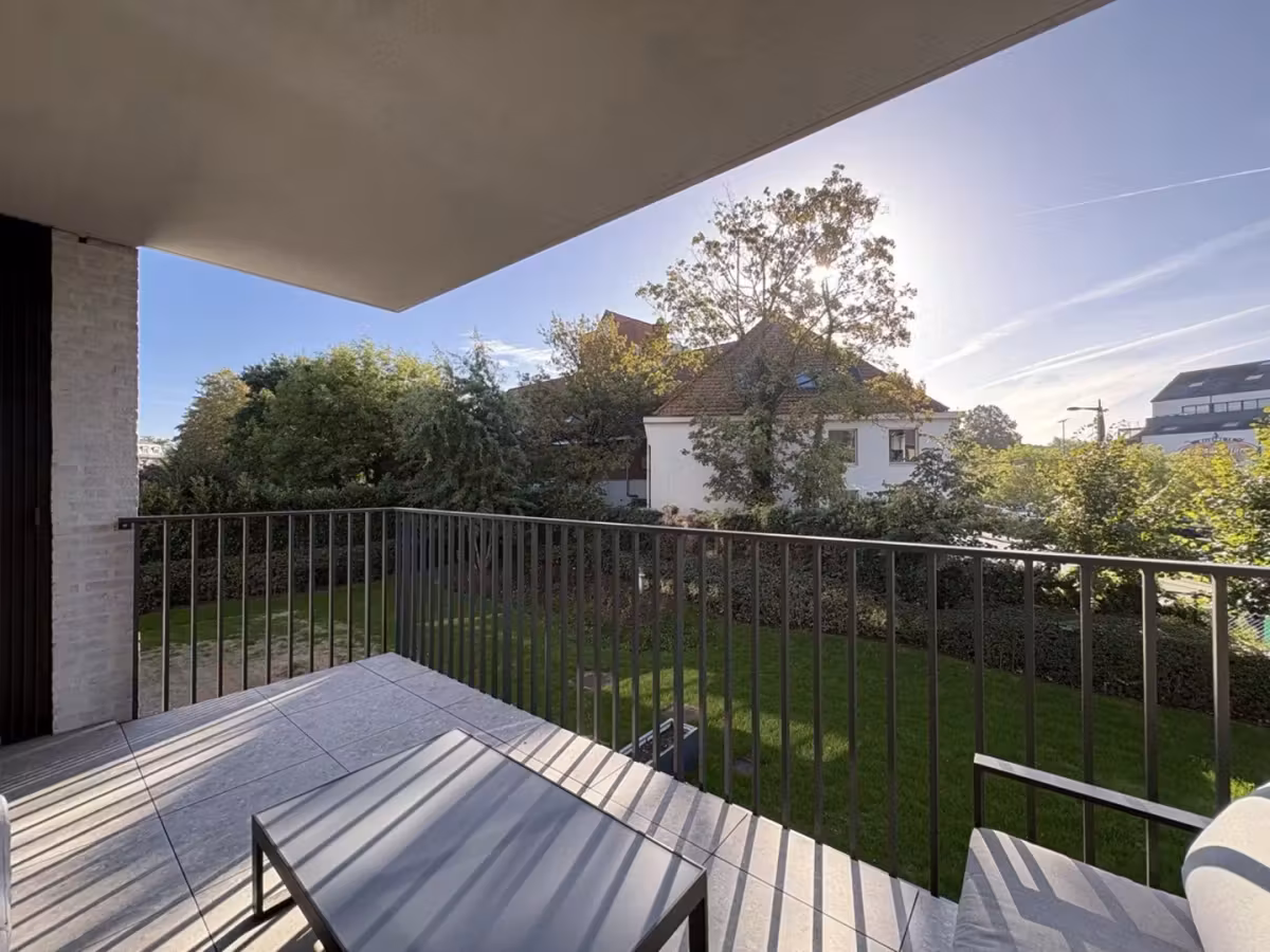 Appartement moderne à 2 chambres avec terrasse et parking - 15