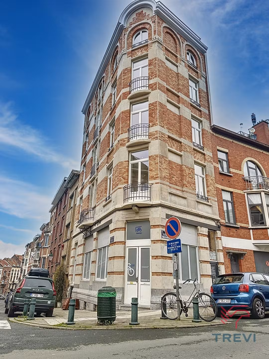 Gerenoveerd appartement met één slaapkamer en balkon - 10