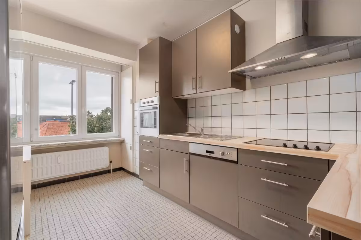 Appartement met 2 ruime slaapkamers en garage in Gent - 11
