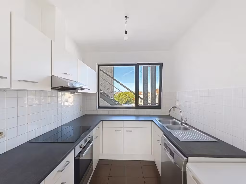 Bright apartment in the Dansaert district - 3