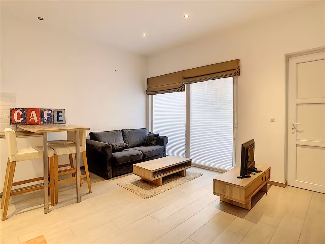 Fully renovated furnished studio in Woluwe-Saint-Pierre - 6