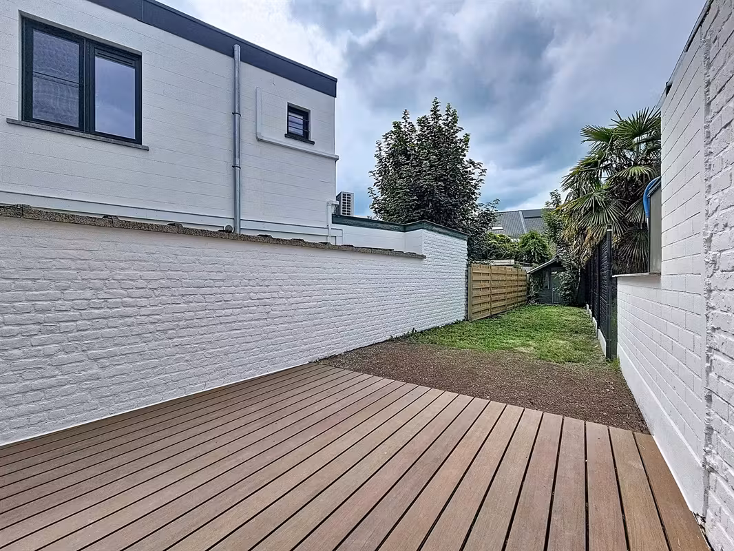 Renovated semi-detached home near Sint-Denijs-Westrem center - 5
