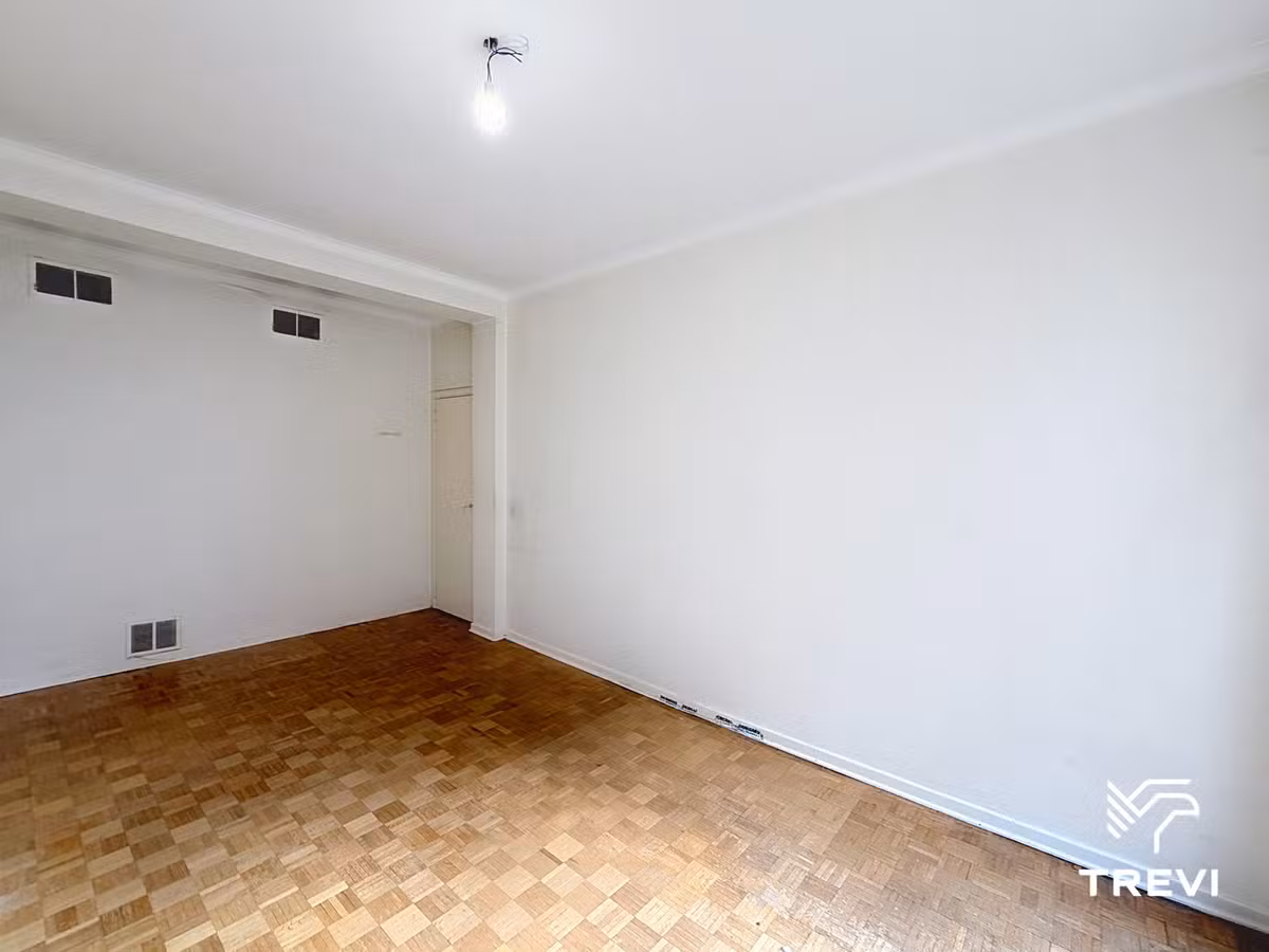 Appartement met één slaapkamer en twee balkons - 11