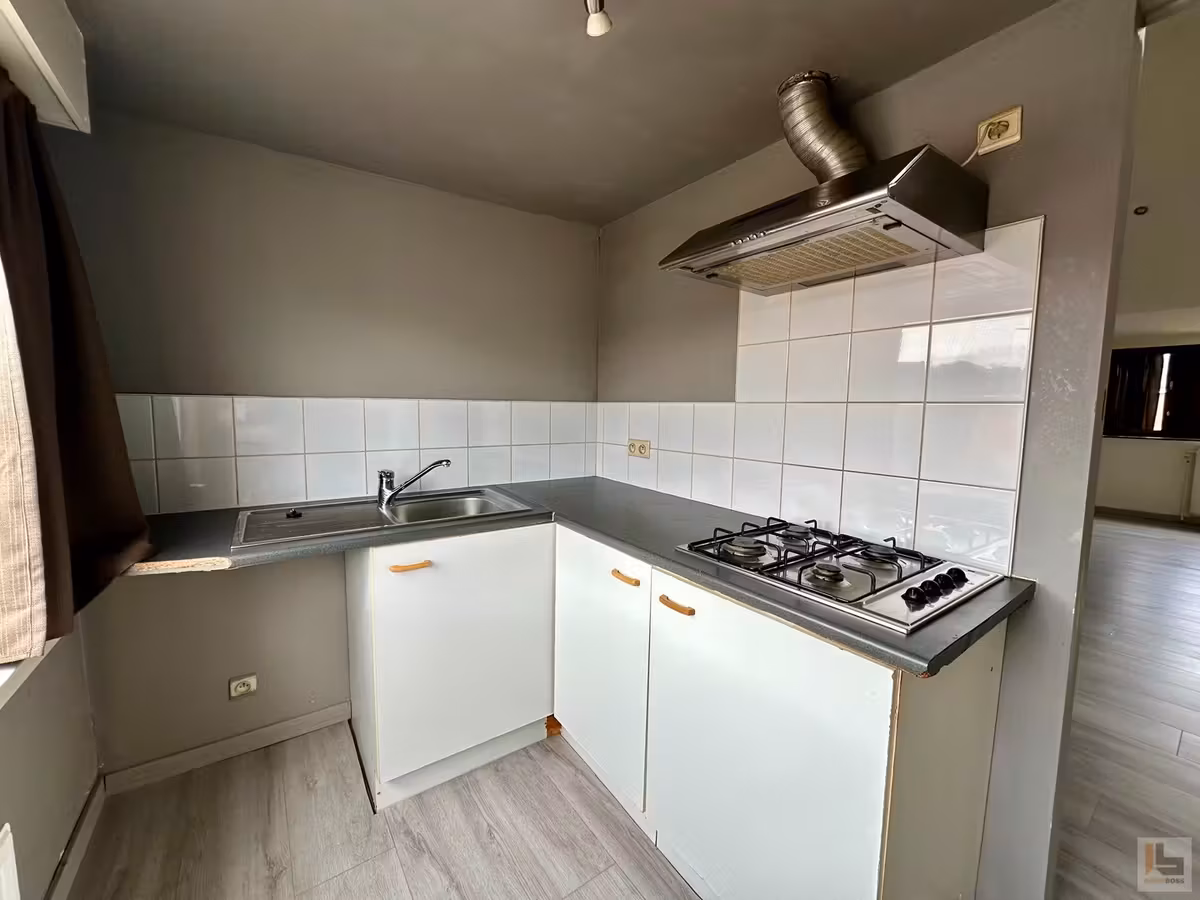 Lichtrijke studio gelegen aan de Brugsevaart te Gent - 6