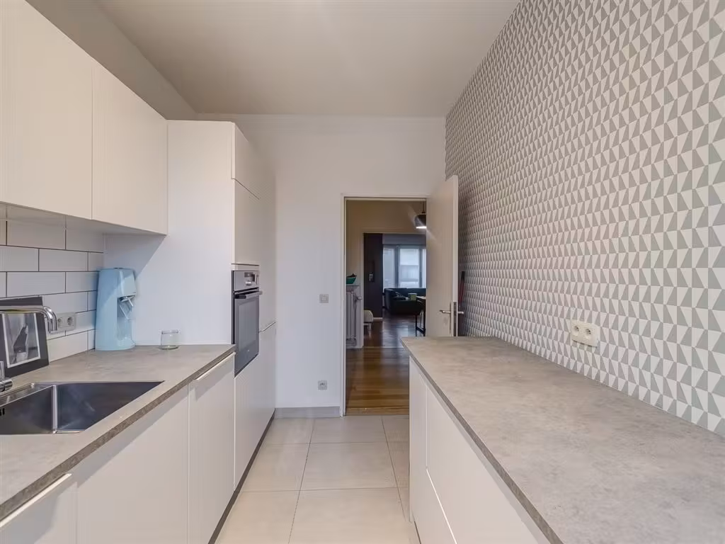 Recent gerenoveerd appartement met terras in Borgerhout - 10