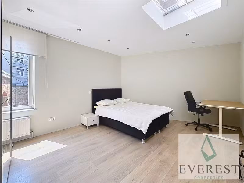 Place Flagey! Beautiful 2-bedroom furnished apartment - 10
