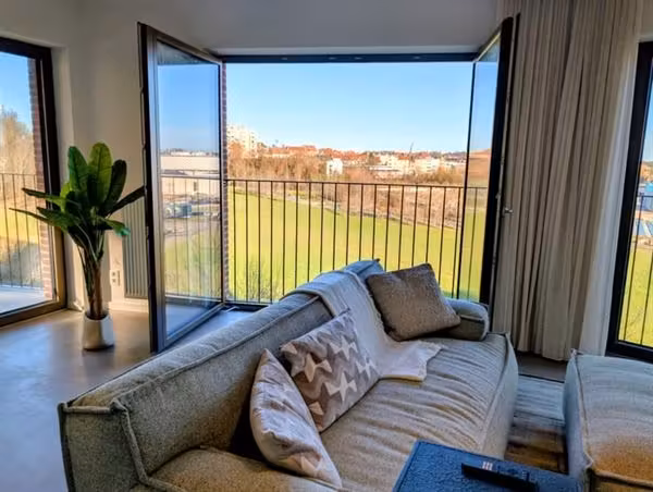 Downtown! Superb 3 bedroom apartment + terrace - 14