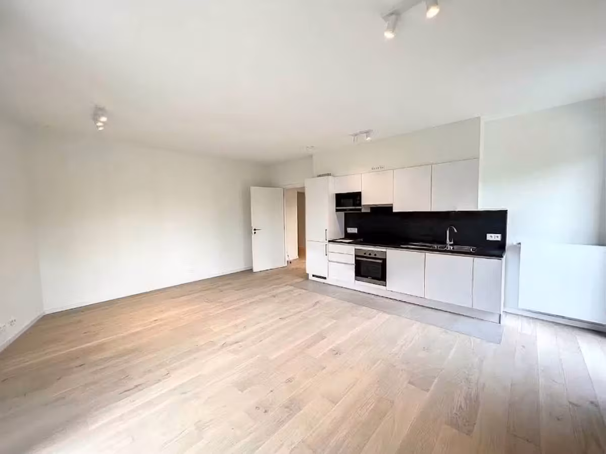 2-bedroom apartment with terrace in Evere - 11