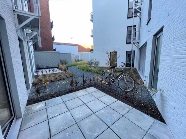 Recent 1-bedroom apartment with spacious terrace - 17