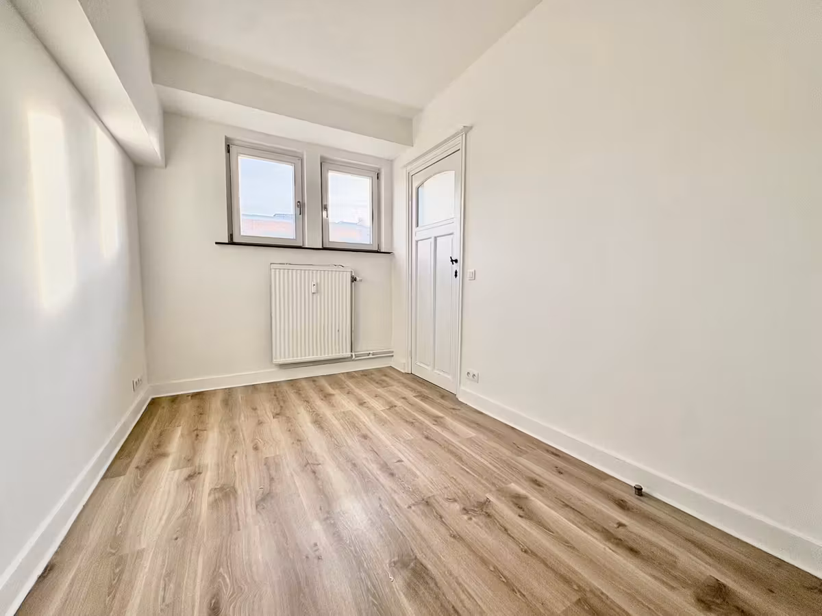 Volledig gerenoveerd appartement met terras in Schaarbeek - 7