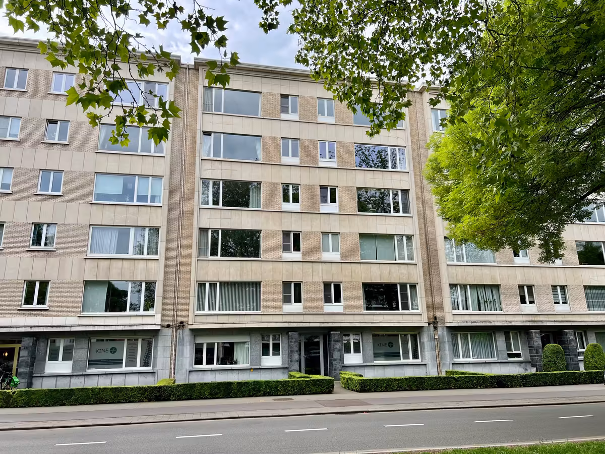 2 slaapkamer appartement in rustig gebouw op de 5de verdieping - 2