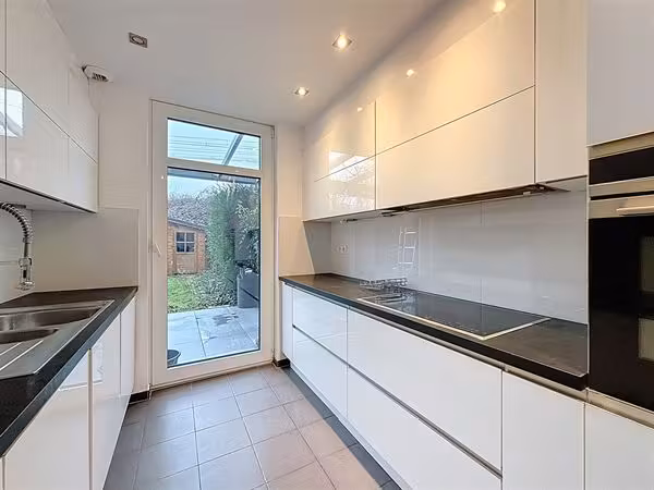 Prachtig gemeubileerd 2 slaapkamer appartement in Ukkel - 13