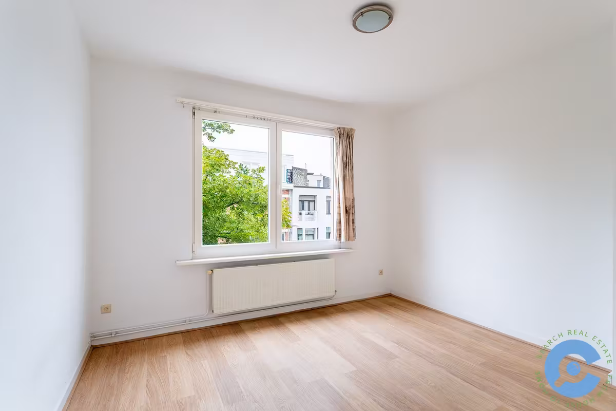 Lichtrijk hoekappartement met 2 slaapkamers in Wilrijk - 10