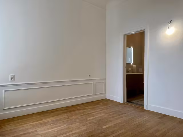 Ruim appartement met 3 slaapkamers in Woluwe-Saint-Pierre - 3