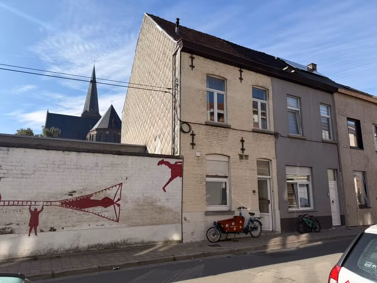 Ruime woning met stadstuintje in Sint-Amandsberg - 10