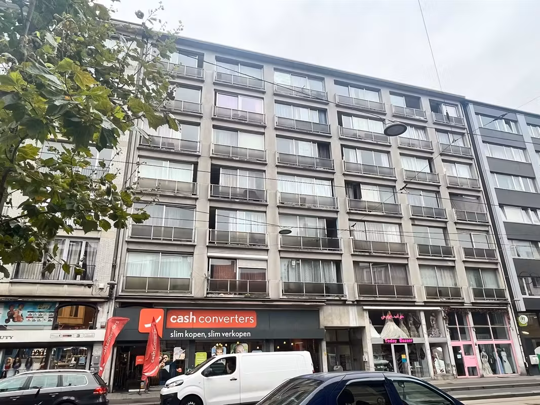 Lichtrijke studio op centrale ligging in Antwerpen - 2