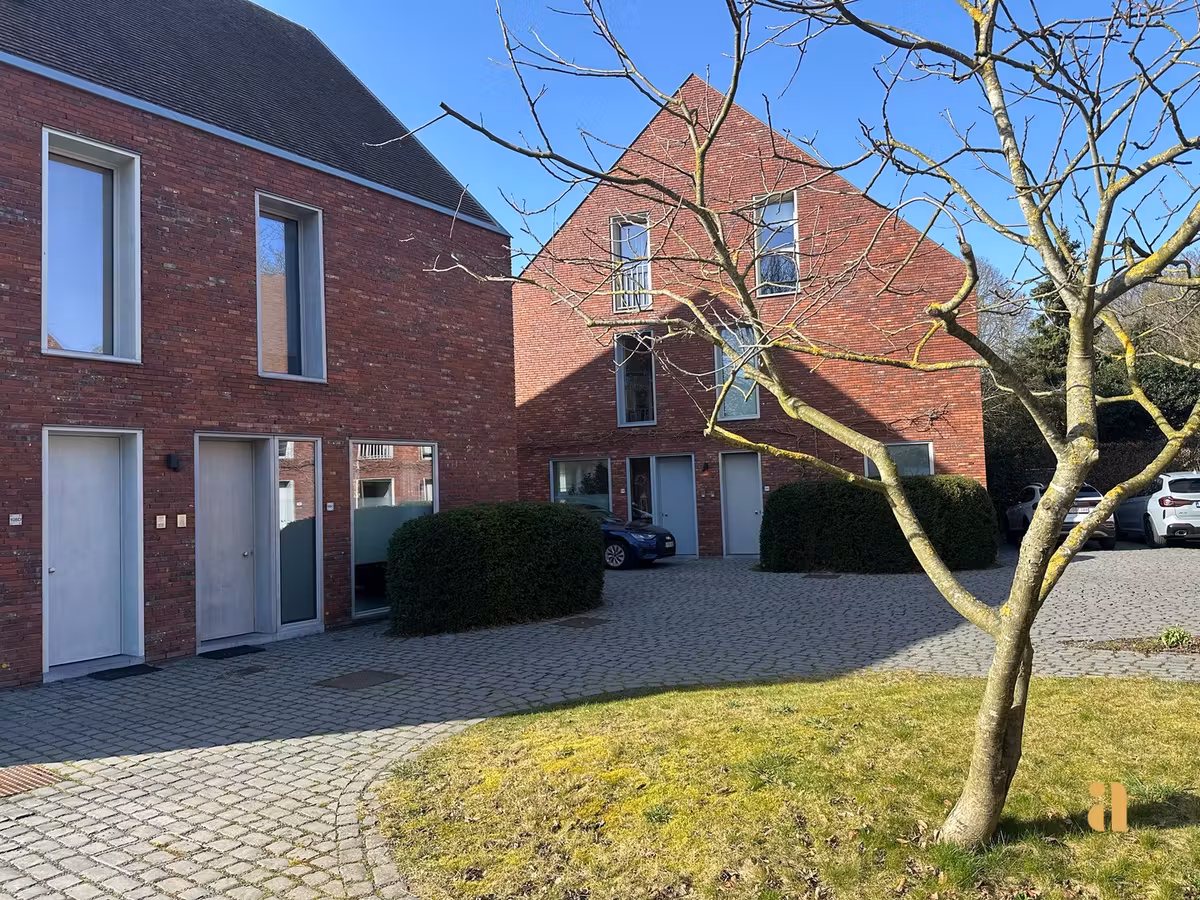 Energiezuinige en lichtrijke gezinswoning met zonnige tuin - 2