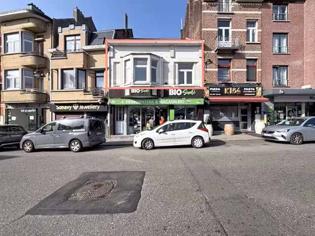 Appartement met terras en tuin in Laeken - 9