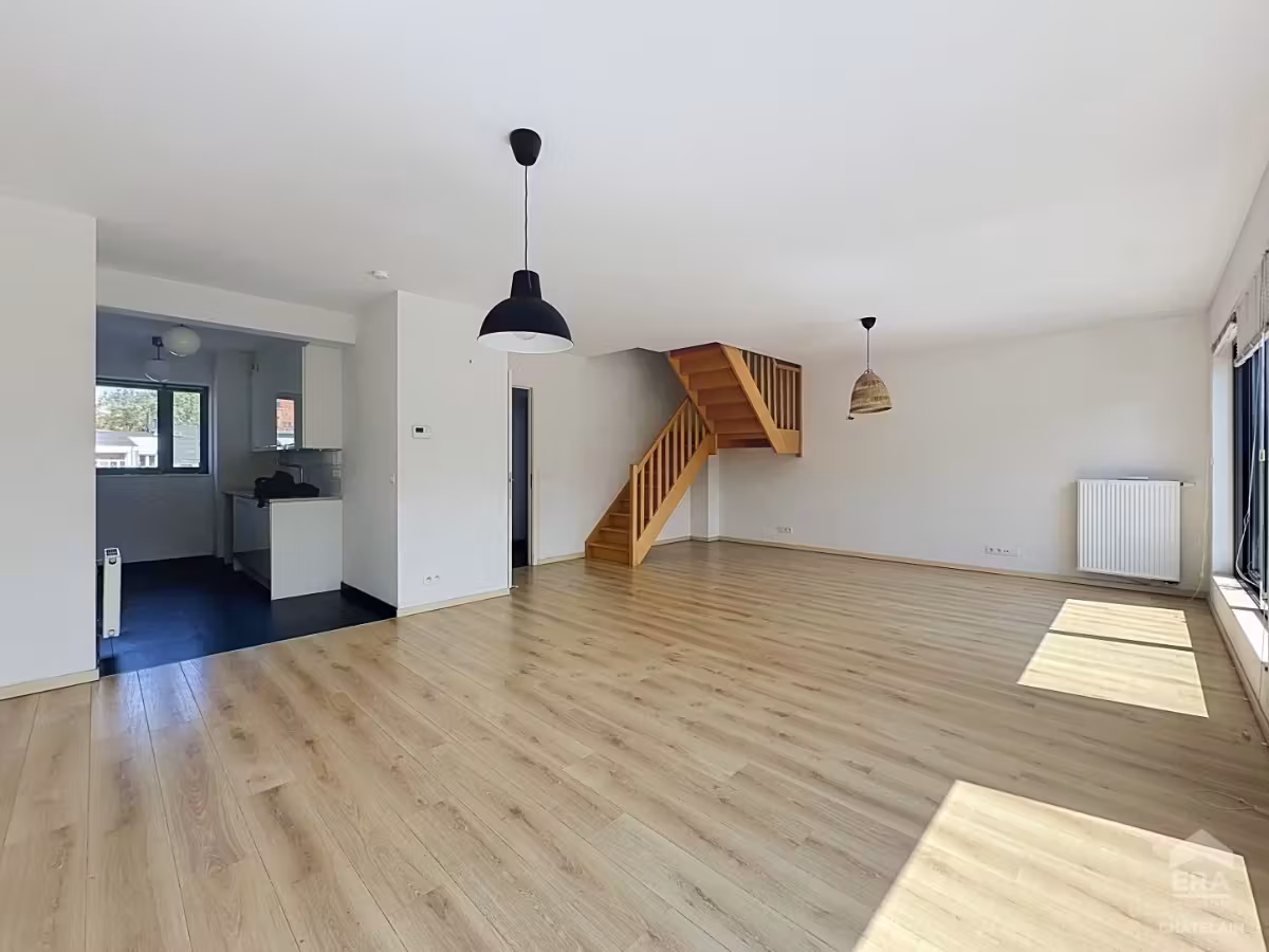 Duplex with 3 bedrooms and terrace for rent in Saint-Gilles - 3