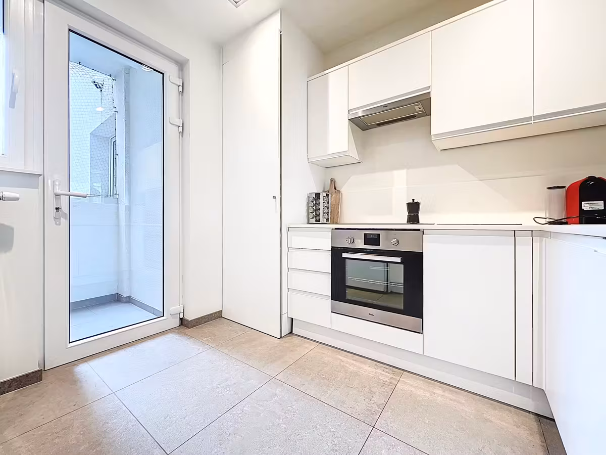 Superbe appartement 2 chambres proche Altitude 100 - 5