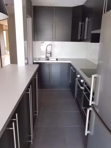 APPARTEMENT - TE HUUR - 1180 UKKEL - € 1.250 - 3