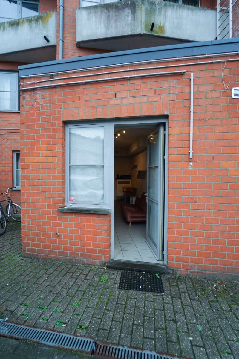 Bemeubelde studentenstudio zonder domicilie - 2