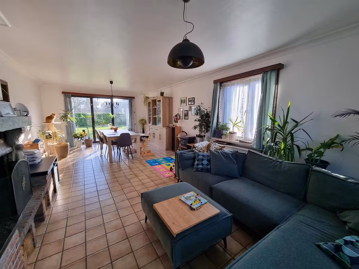 Vaste maison spacieuse dans un quartier calme - 9
